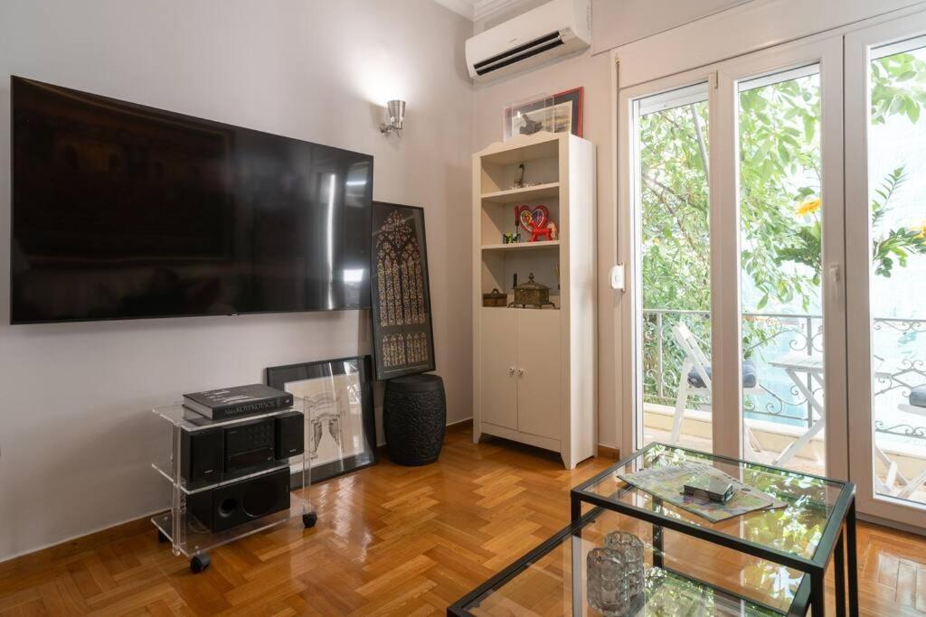 Chic N Central Apt In Kolonaki Apartment Athens Luaran gambar